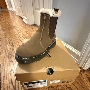 Dr. Martens Boots 2976
